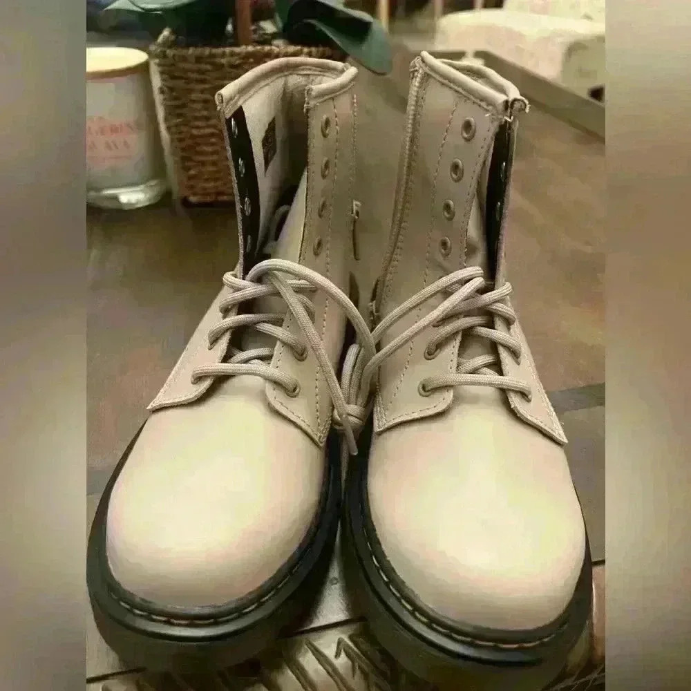 DR. Martens 1460 Kids Leather Boots Beige Size 3